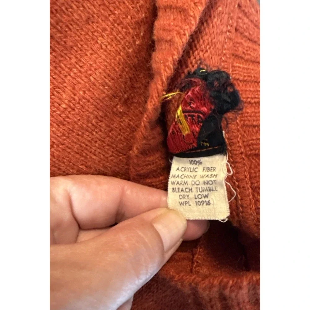 VTG National Shirt Shops Mens Sweater‎ Size Small Retro Burnt Red Pullover